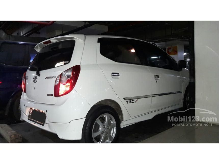 Jual Mobil Toyota Agya 2016 TRD Sportivo 1.0 di DKI 