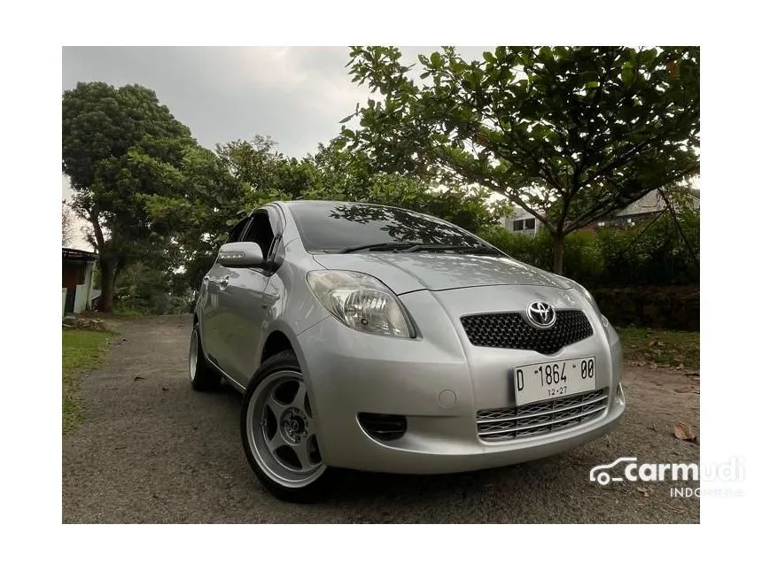 2007 Toyota Yaris E Hatchback