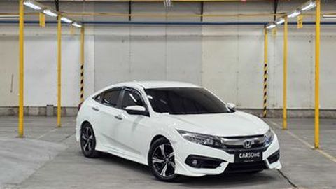 Beli 'Sedan Sport’ di Budget Rp300 Juta? Honda Civic Turbo 2017 di CARSOME Ini Bisa Jadi Jawabannya