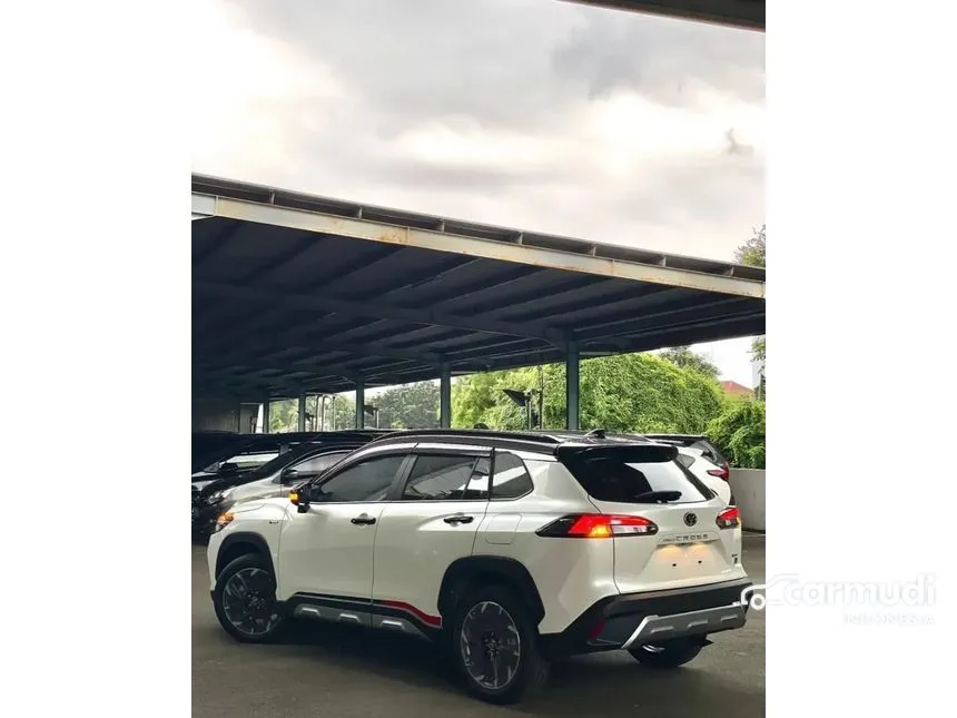 2026 Toyota Corolla Cross HEV (Premium Colour) SUV