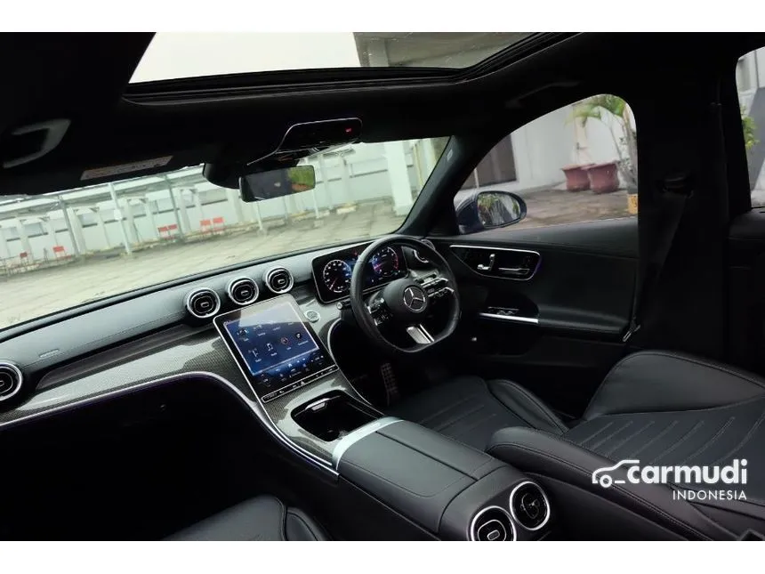 2022 Mercedes-Benz C300 AMG Line Sedan