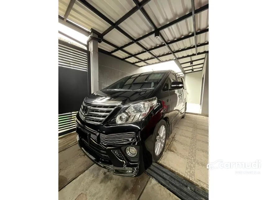 2012 Toyota Alphard SC MPV