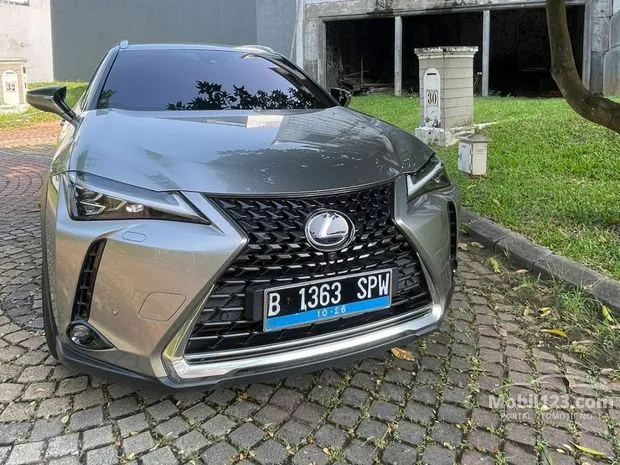 lexus electric car harga