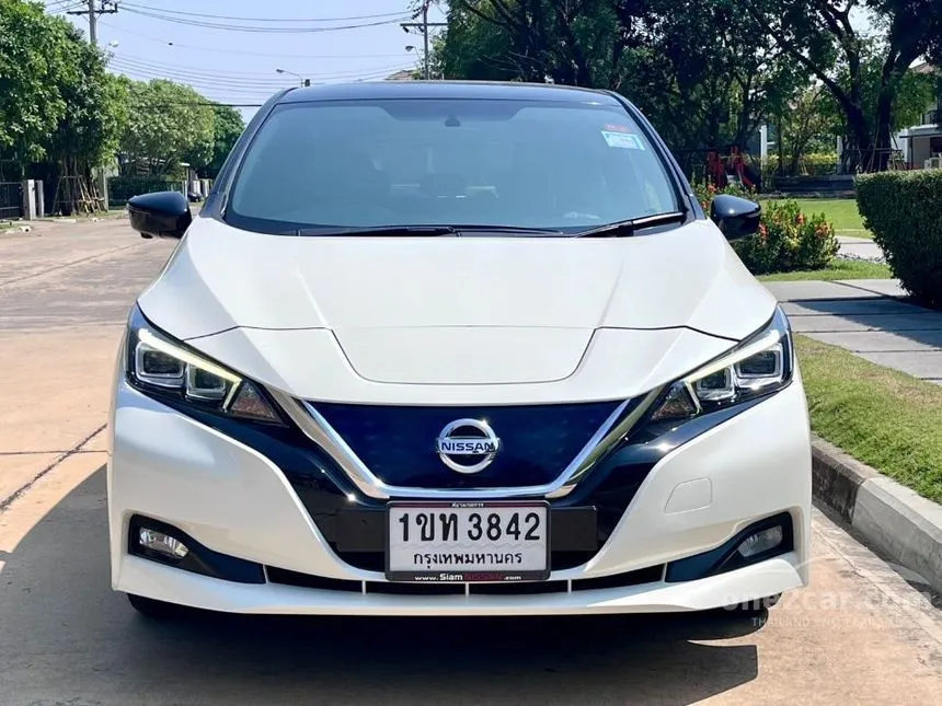 2020 Nissan LEAF Hatchback