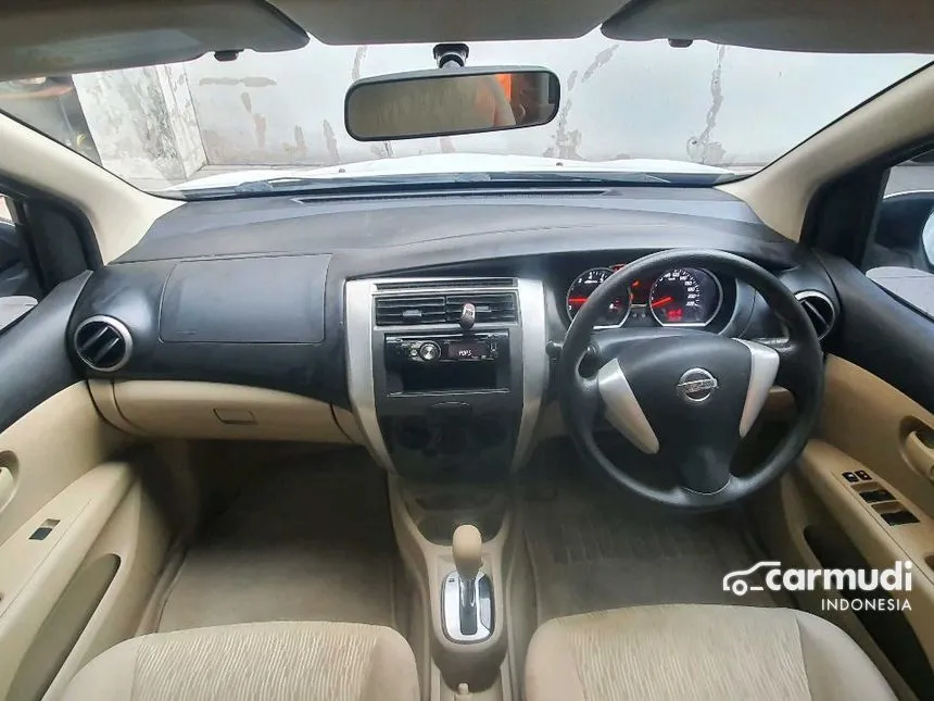 2016 Nissan Grand Livina XV MPV