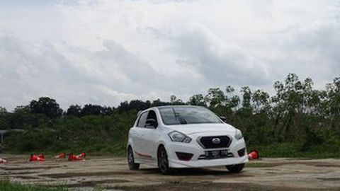 Mencoba Datsun GO Panca Special Version