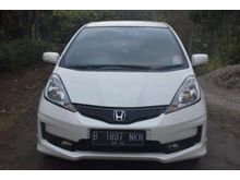 Honda Jazz RS 2012 Manual Putih Mulus Plat B Pajak Baru