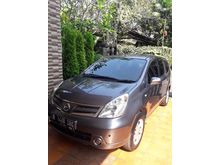 Kondisi sangat terawat. Dijual cepat Nissan Grand Livina 2012