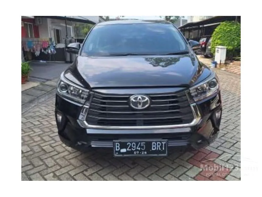 Jual Mobil Toyota Kijang Innova 2021 V 2.4 di Jawa Barat Automatic MPV Hitam Rp 403.000.000
