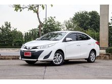 2017 Toyota Yaris 1.2 (ปี 13-17) E Hatchback