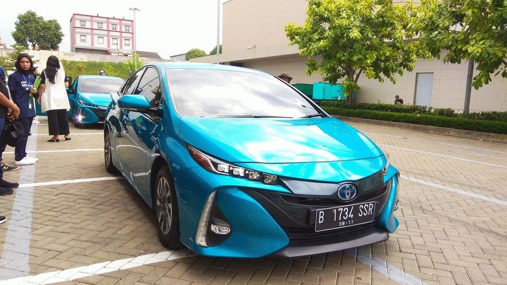 toyota prius bluebird