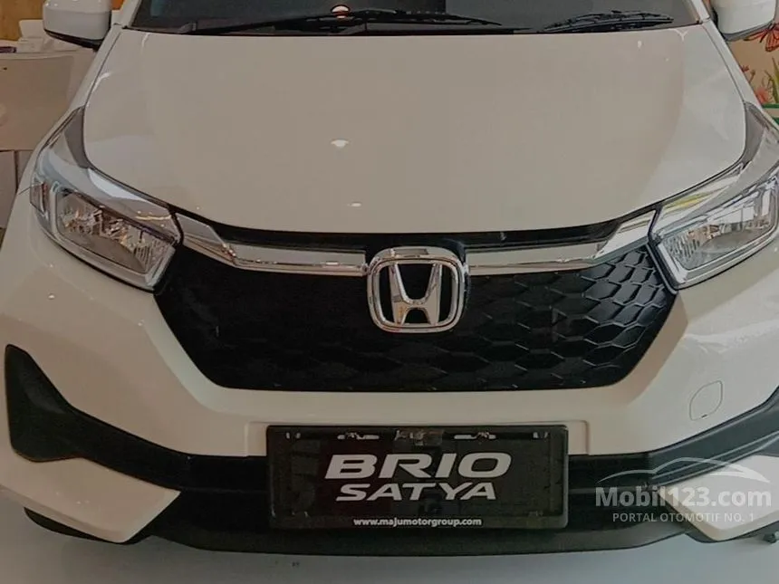 Jual Mobil Honda Brio 2024 E Satya 1.2 di Jawa Barat Automatic Hatchback Putih Rp 198.300.000