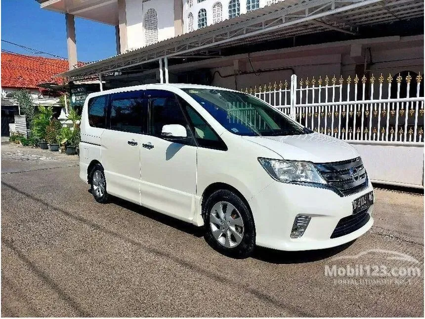 Jual Mobil Nissan Serena 2014 Highway Star 2.0 di DKI Jakarta Automatic MPV Putih Rp 153.500.000