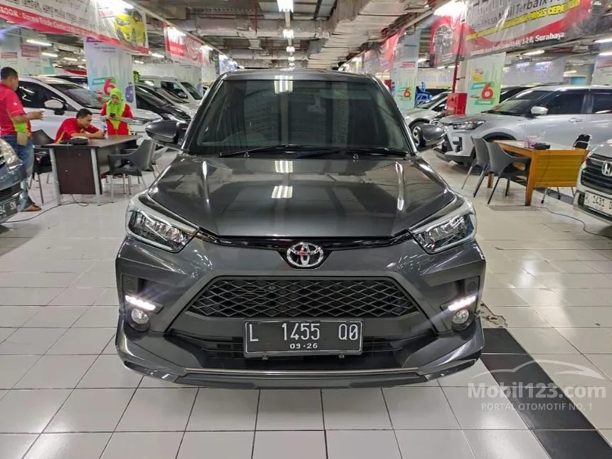 Jual Mobil Toyota Raize 2021 GR Sport 1.0 di Jawa Timur Automatic Wagon Abu