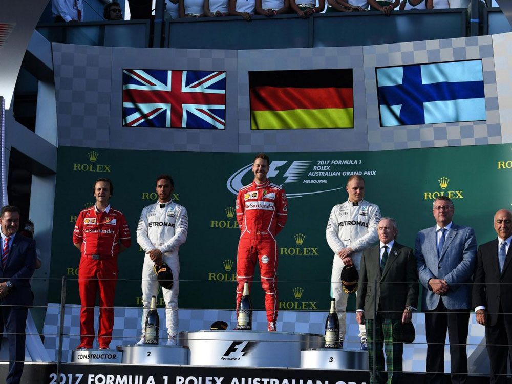 Vettel Buat Ferrari Menangkan Balapan di Awal Musim