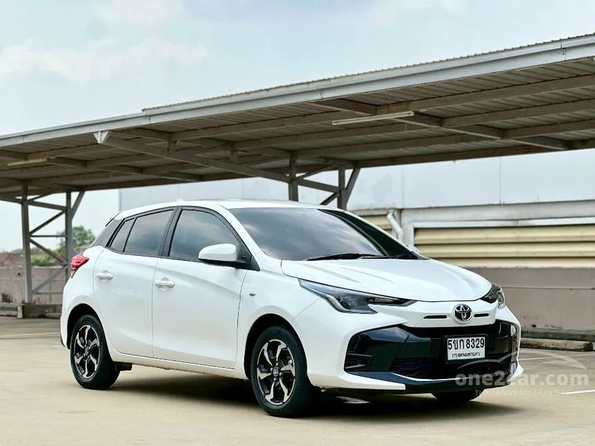 2024 Toyota YARIS Sport Hatchback