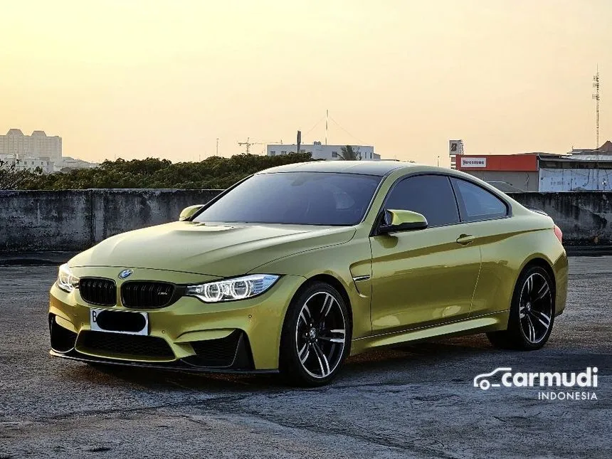 Jual Mobil BMW M4 2015 3.0 di DKI Jakarta Automatic Coupe Kuning Rp 1.329.000.000