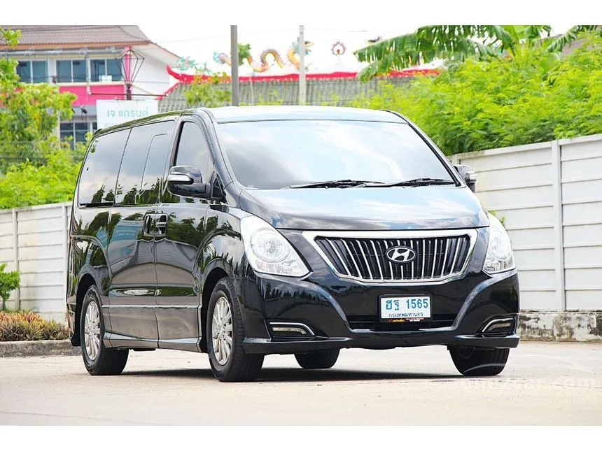 2017 Hyundai H-1 Elite Van