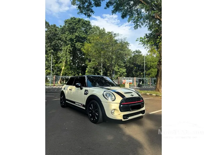 2014 MINI Cooper S 3 Door Hatchback