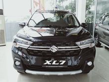 Promo Diskon Besar & Angsuran Ringan SUV Suzuki XL7