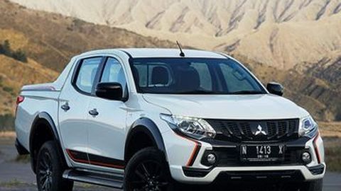 Mitsubishi Triton Athlete Menjajal Kesaktian di Gunung Bromo