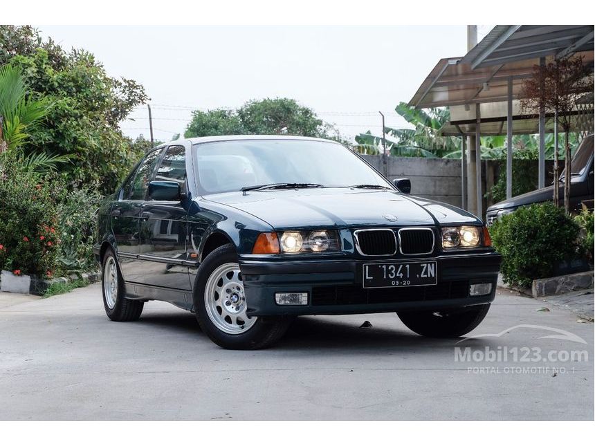 1997 BMW 318i E36 1.8 Manual Sedan
