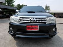 2010 Toyota Fortuner 3.0 (ปี 08-11) V SUV