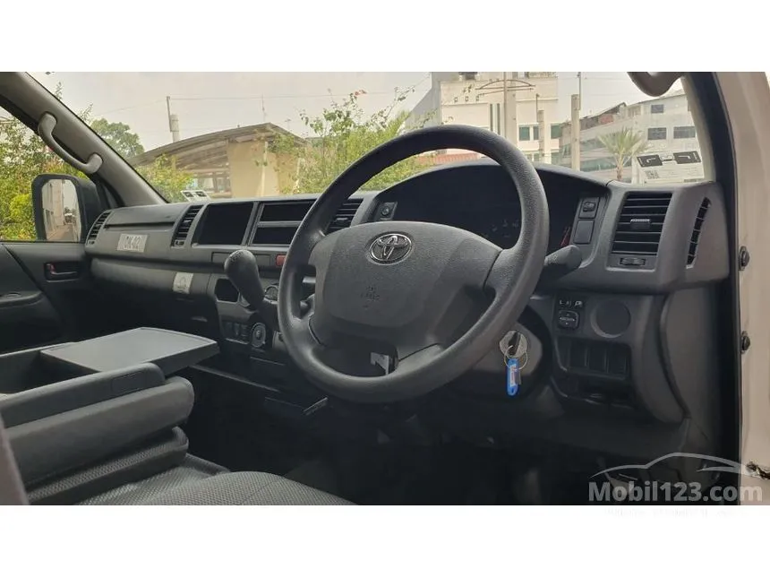2024 Toyota Hiace Commuter Van