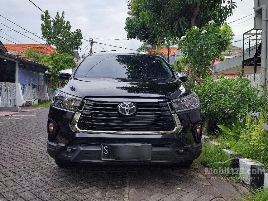 Jual Mobil Toyota Innova Venturer 2021 2.4 di Jawa Timur Automatic Wagon Hitam Rp 460.000.006