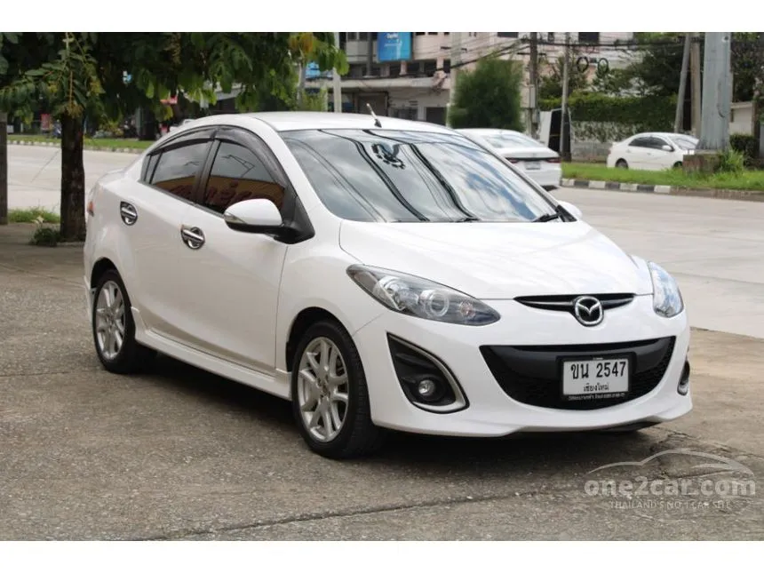 2012 Mazda 2 Elegance Spirit Sedan