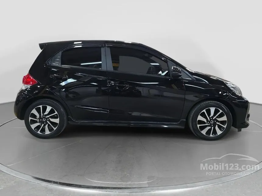 2017 Honda Brio RS Hatchback