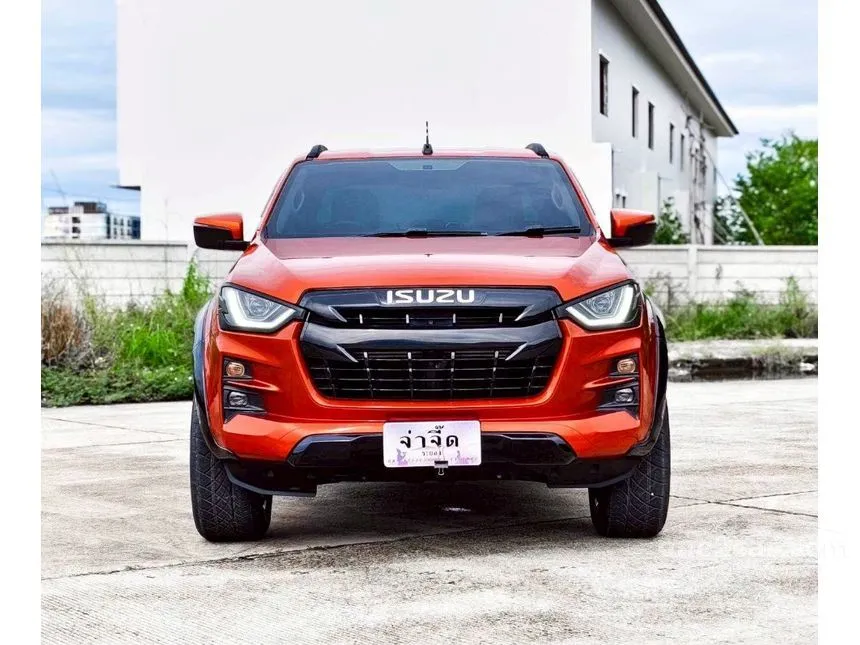 2019 Isuzu D-MAX Hi-Lander Stealth Z-Prestige Cab-4 Pickup