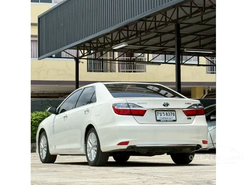 2017 Toyota CAMRY Hybrid Sedan