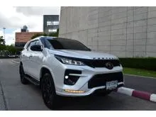 2024 Toyota FORTUNER 2.8 (ปี 15-25) GR Sport (Black Top) 4WD SUV