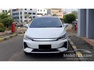 2025 BYD M6 Superior Captain 6-seater MPV