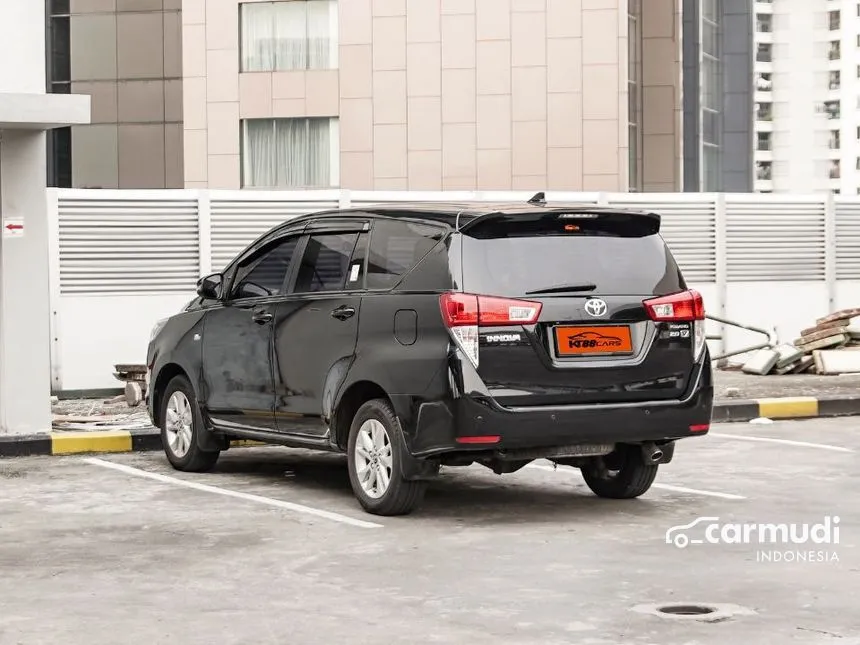 2017 Toyota Kijang Innova V MPV