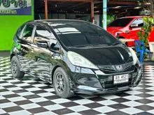 2012 Honda JAZZ 1.5 (ปี 08-14) V Hatchback