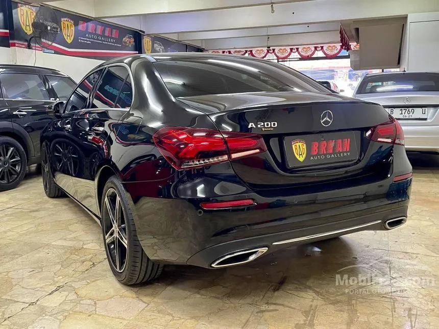 2022 Mercedes-Benz A200 progressive line Sedan