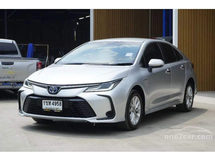 2020 Toyota Corolla Altis Hybrid Mid Sedan