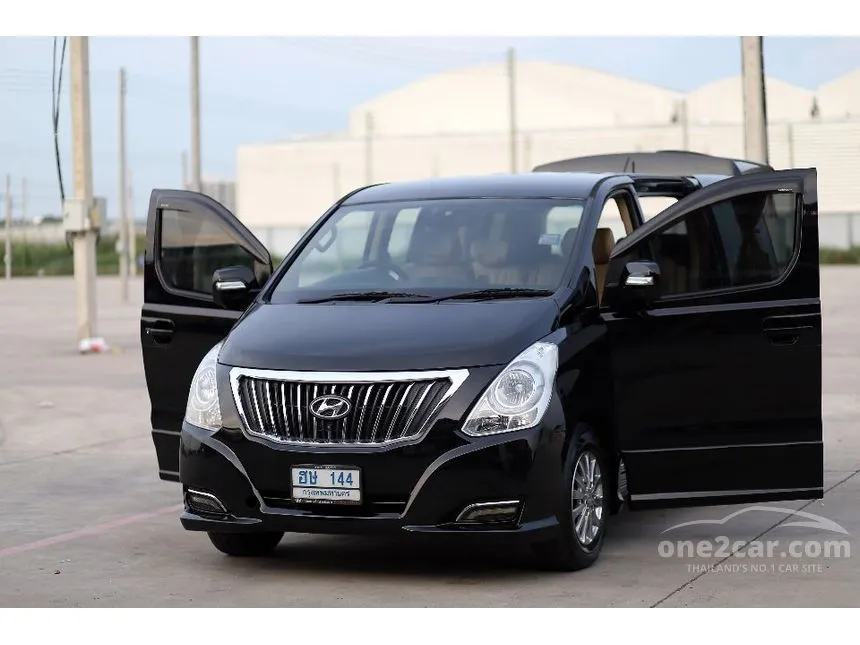 2017 Hyundai H-1 Deluxe Van