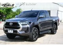 2022 Toyota HILUX REVO 2.4 Smart Cab Prerunner Mid Pickup