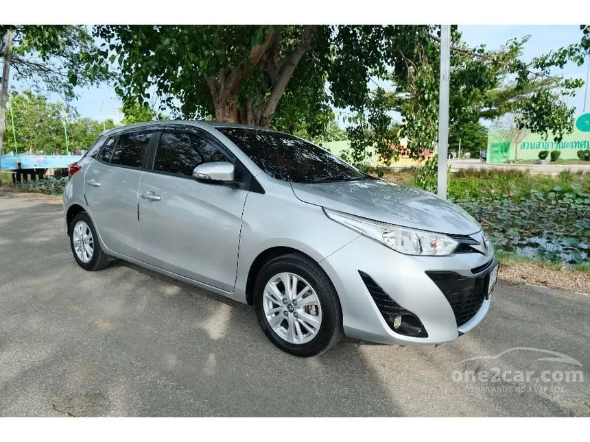 2019 Toyota YARIS E Hatchback