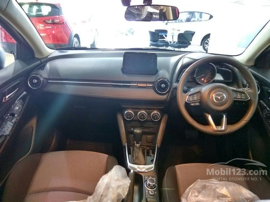 2017 Mazda 2 R Hatchback