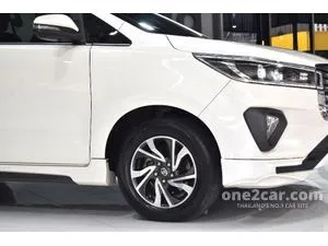 2022 Toyota INNOVA 2.8 Crysta Wagon