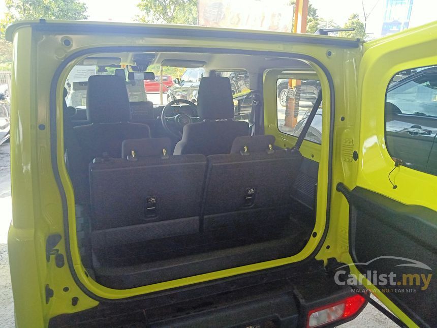 Suzuki Jimny 2018 0.7 in Johor Automatic SUV Yellow for RM 148,000