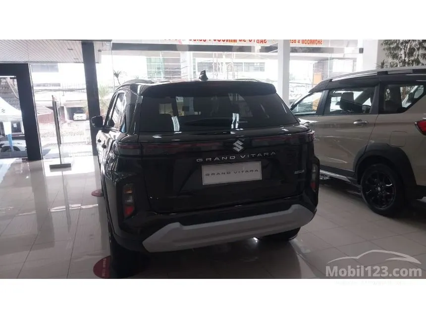 2025 Suzuki Grand Vitara GX SUV