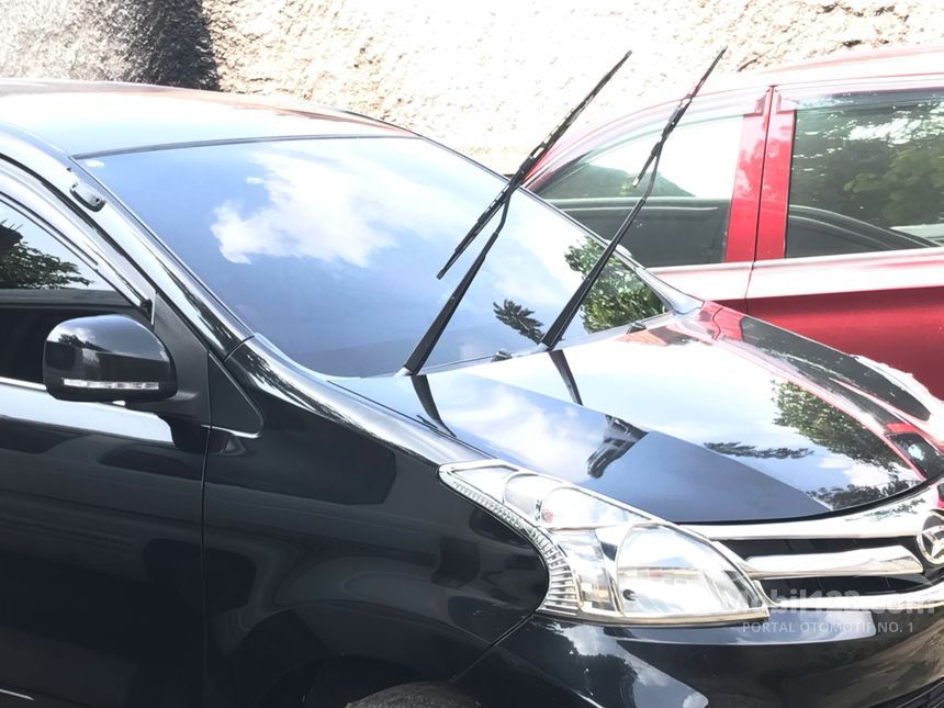 2014 Daihatsu Xenia D STD MPV