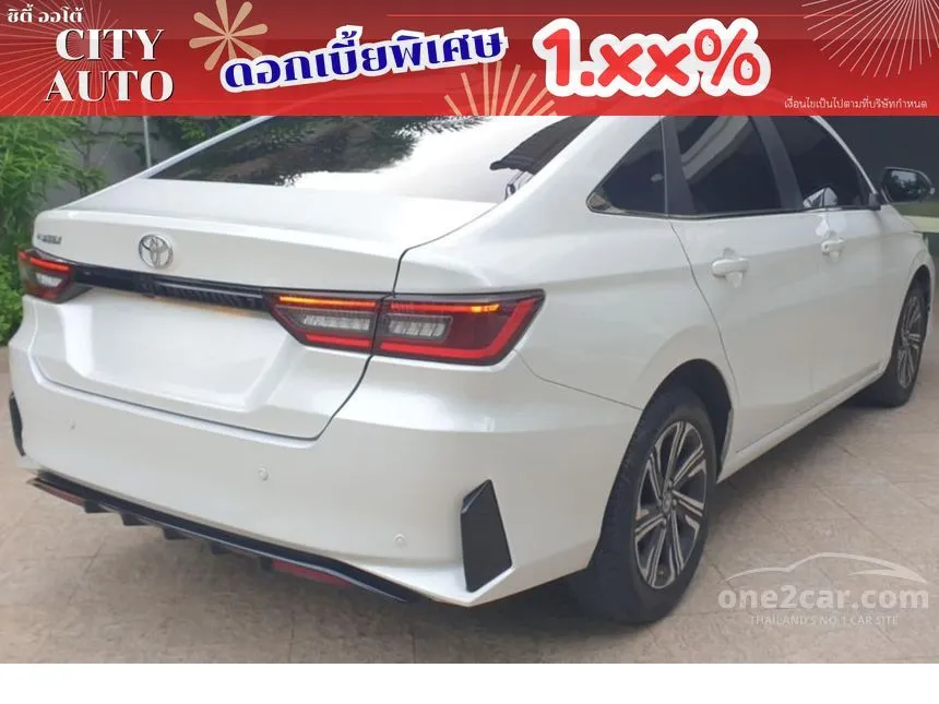 2024 Toyota Yaris Ativ Premium Luxury Sedan