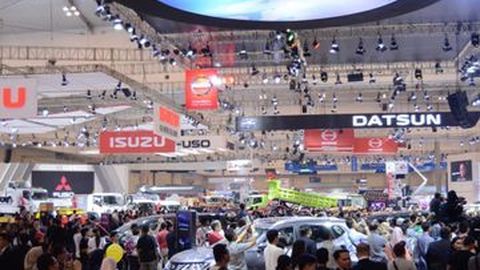 Penjualan Mobil pada Bulan Ketiga Pandemi Diprediksi Makin Ambyar