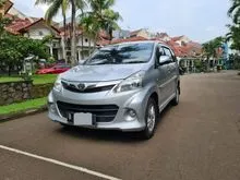 Tdp 10jt Tgn pertama Toyota Avanza Veloz 2015 AT